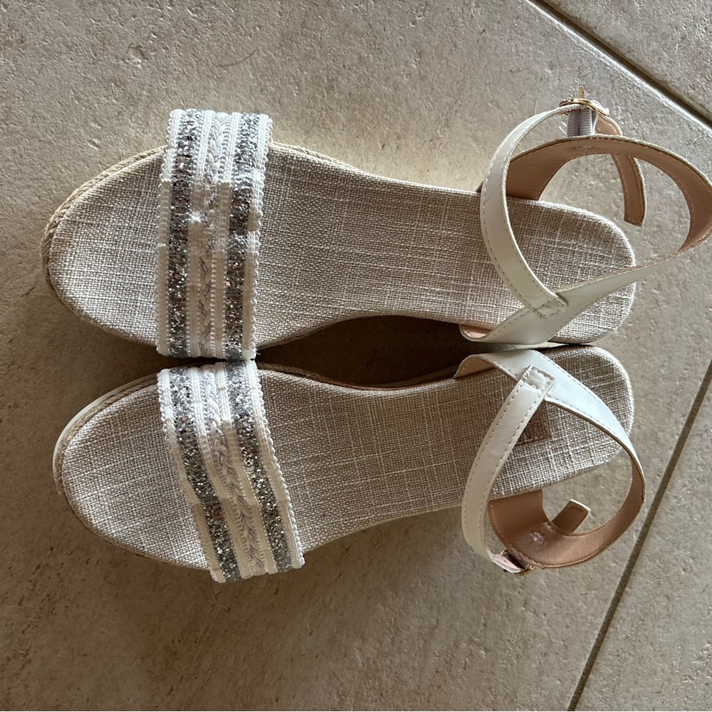 Wedge sandals